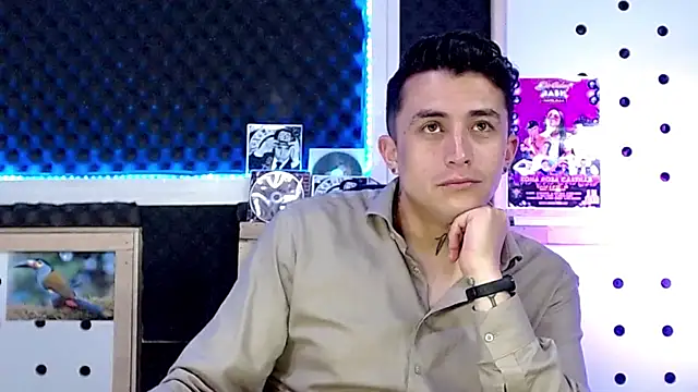 Snapshot of Darko0717 chatting on January 14, 2025, 10:34 pm Darko0717 online show from January 14, 2025, 10:34 pm