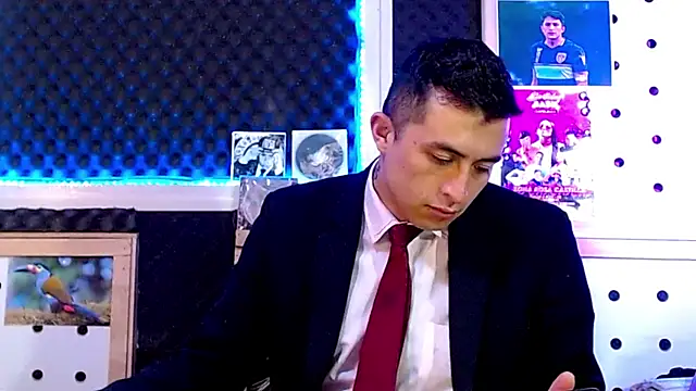 Snapshot of Darko0717 chatting on February 23, 2025, 12:27 pm Darko0717 online show from February 23, 2025, 12:27 pm