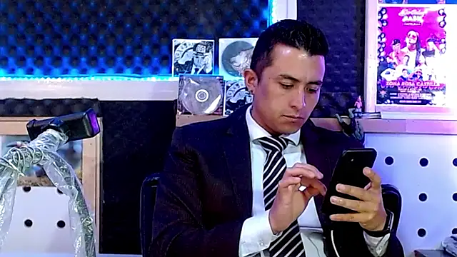 Snapshot of Darko0717 chatting on March 3, 2025, 2:59 pm Darko0717 online show from March 3, 2025, 2:59 pm