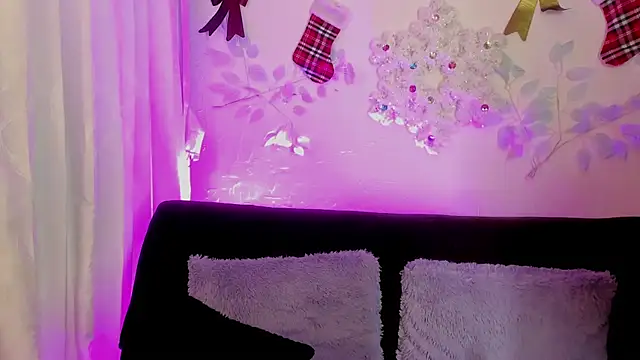 Snapshot of Cata_green chatting on December 16, 2024, 10:45 pm Cata green online show from December 16, 2024, 10:45 pm