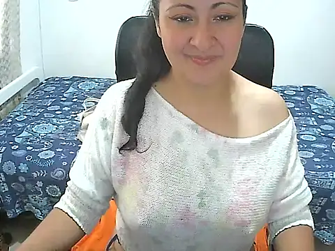 SenthiX online show from October 17, 2025, 5:48 pm