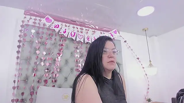 Snapshot of anette_cooper chatting on February 14, 2026, 3:36 am anette cooper online show from February 14, 2026, 3:36 am