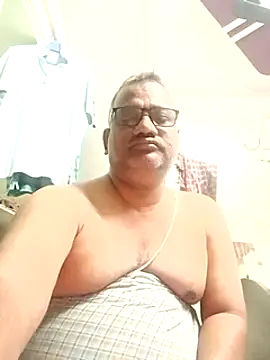 Snapshot of StarPacifist6 chatting on December 26, 2024, 3:20 pm StarPacifist6 online show from December 26, 2024, 3:20 pm