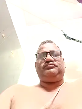 Snapshot of StarPacifist6 chatting on March 9, 2025, 6:11 pm StarPacifist6 online show from March 9, 2025, 6:11 pm