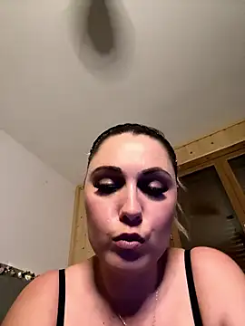 Snapshot of Leanymphoo chatting on February 24, 2025, 9:31 pm Leanymphoo online show from February 24, 2025, 9:31 pm