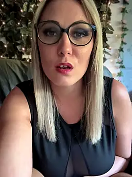 Snapshot of Leanymphoo chatting on September 17, 2025, 3:24 pm Leanymphoo online show from September 17, 2025, 3:24 pm