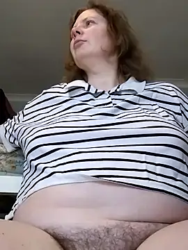 Snapshot of xxSexyBushLinnxx chatting on January 13, 2026, 1:16 pm xxSexyBushLinnxx online show from January 13, 2026, 1:16 pm