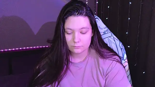 Snapshot of DjennaPalme chatting on January 8, 2025, 1:20 pm DjennaPalme online show from January 8, 2025, 1:20 pm