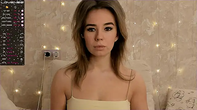 Snapshot of EvaSileZ chatting on January 15, 2026, 4:44 pm EvaSileZ online show from January 15, 2026, 4:44 pm