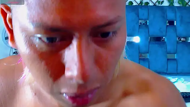 Snapshot of Hakim_prettynigg chatting on December 15, 2024, 3:42 pm Hakim prettynigg online show from December 15, 2024, 3:42 pm