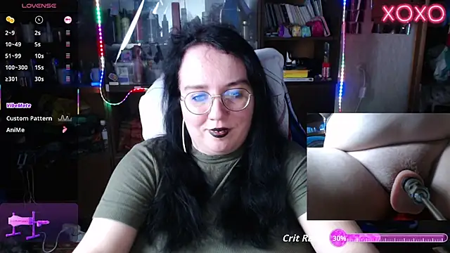 LeonaHarrison online show from September 28, 2025, 9:53 pm