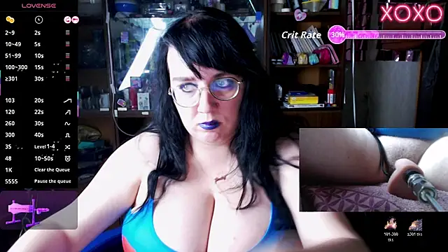 LeonaHarrison online show from November 29, 2025, 11:24 am