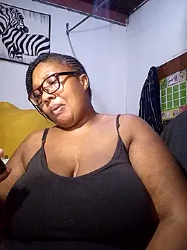 YELLOW BONE online show from March 10, 2026, 8:58 pm