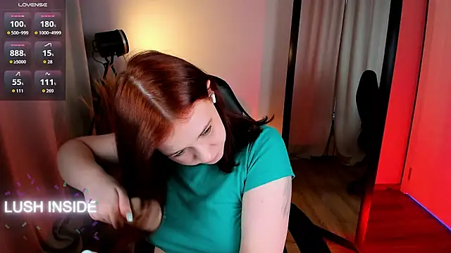 Snapshot of Pretty_Alison chatting on February 8, 2026, 2:09 pm Pretty Alison online show from February 8, 2026, 2:09 pm