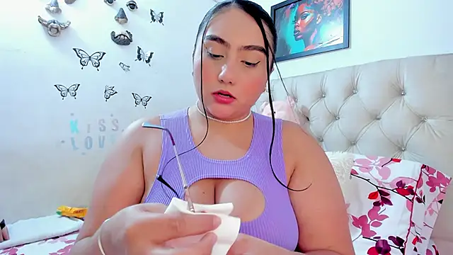 Snapshot of NayaWayne chatting on March 14, 2026, 4:23 pm NayaWayne online show from March 14, 2026, 4:23 pm