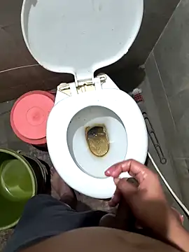 Snapshot of rajstrip12650 chatting on December 13, 2025, 8:04 pm rajstrip12650 online show from December 13, 2025, 8:04 pm