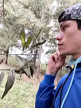 Juam22 online show from October 29, 2025, 8:43 pm