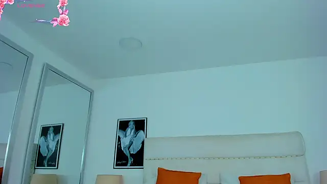 TaylorEvanss online show from July 1, 2026, 7:35 pm