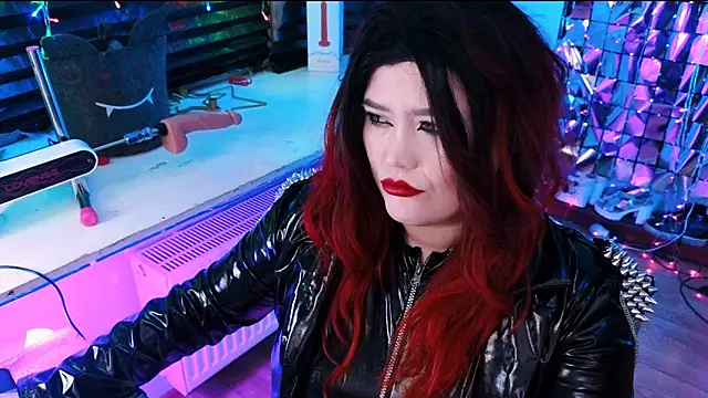 wickedxqueen online show from February 18, 2025, 9:53 pm