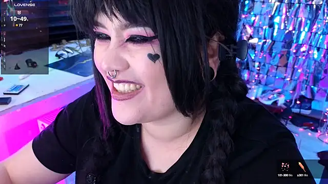 wickedxqueen online show from March 5, 2025, 8:00 am