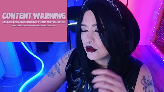 wickedxqueen online show from July 1, 2026, 9:25 pm