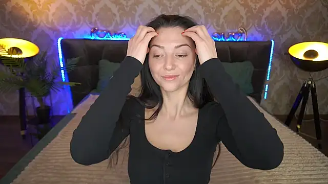 Snapshot of EmilyHalls chatting on March 15, 2025, 6:58 am EmilyHalls online show from March 15, 2025, 6:58 am