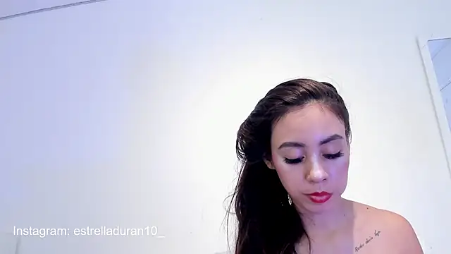 Estrella Duran online show from December 17, 2024, 10:54 pm