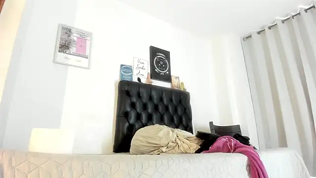 Snapshot of JohanyLatino chatting on January 24, 2025, 6:04 pm JohanyLatino online show from January 24, 2025, 6:04 pm