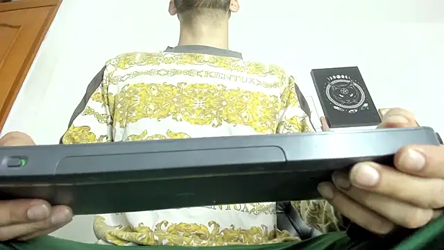 Snapshot of JohanyLatino chatting on February 13, 2025, 11:28 am JohanyLatino online show from February 13, 2025, 11:28 am