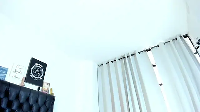 Snapshot of JohanyLatino chatting on March 1, 2025, 12:01 pm JohanyLatino online show from March 1, 2025, 12:01 pm