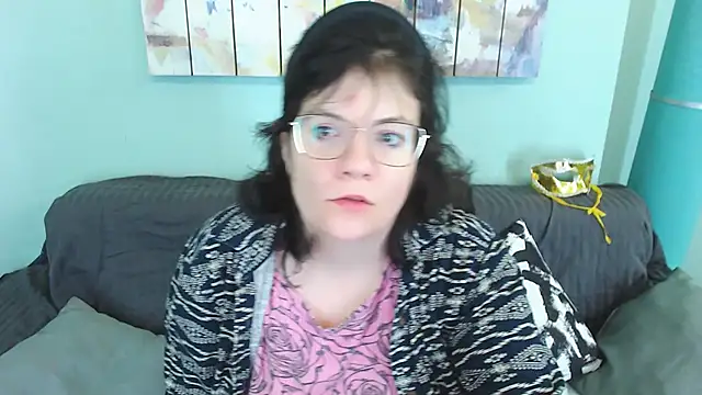 Snapshot of EverlyRays chatting on January 10, 2025, 4:09 pm EverlyRays online show from January 10, 2025, 4:09 pm