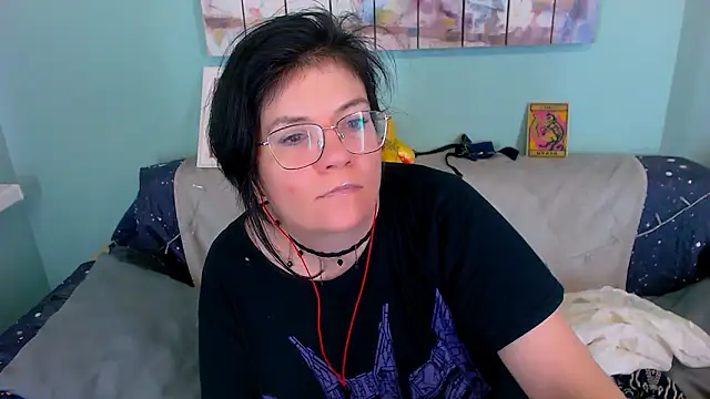 EverlyRays online show from February 2, 2026, 4:27 pm