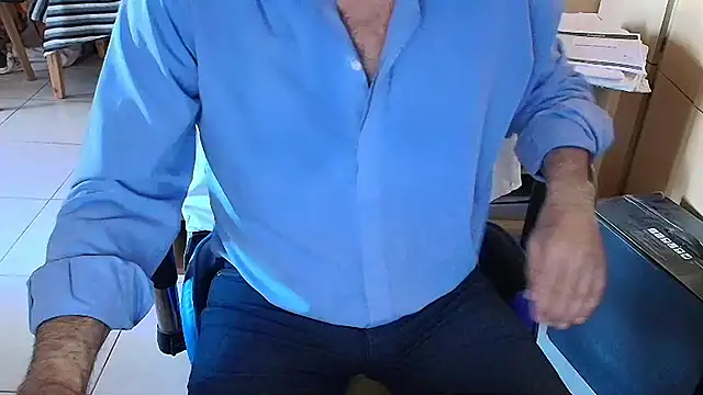 angelgarcia269 online show from October 31, 2025, 8:43 pm