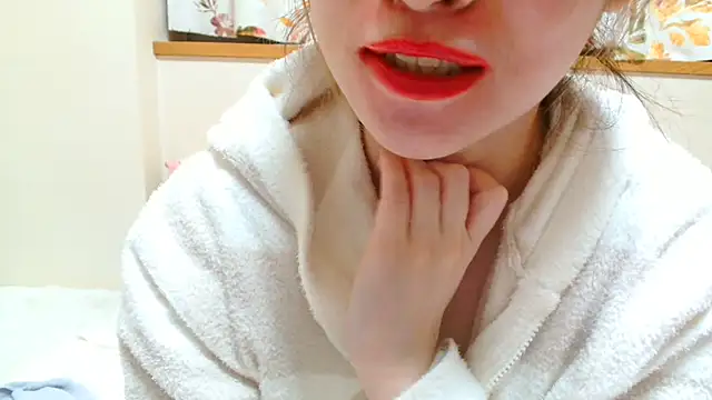 liliyRiSAcha-n online show from January 28, 2025, 9:08 pm