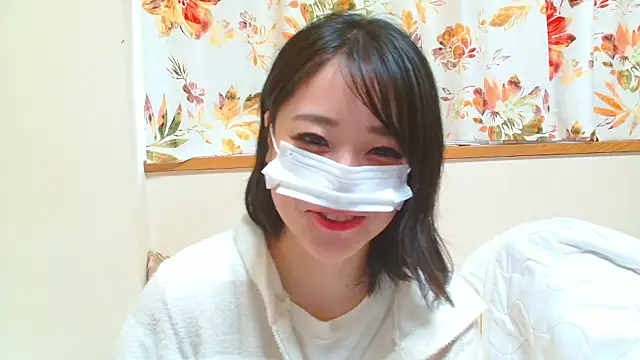 Snapshot of liliyRiSAcha-n chatting on February 24, 2026, 6:55 am liliyRiSAcha-n online show from February 24, 2026, 6:55 am