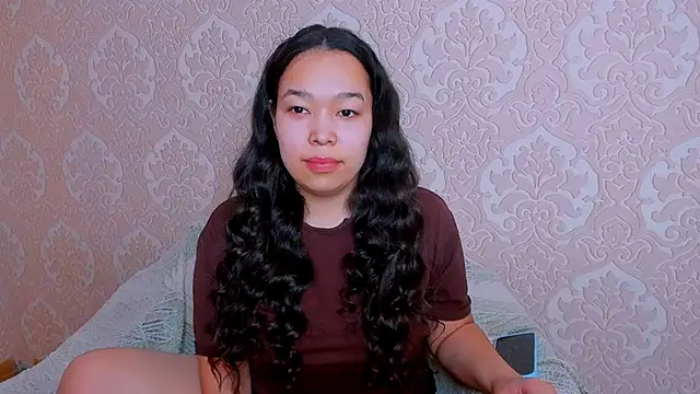 Snapshot of Kris_top_Lee chatting on April 9, 2026, 2:22 am Kris top Lee online show from April 9, 2026, 2:22 am