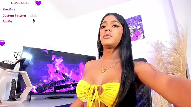 Snapshot of Fenty_XX chatting on September 26, 2025, 8:35 pm Fenty XX online show from September 26, 2025, 8:35 pm