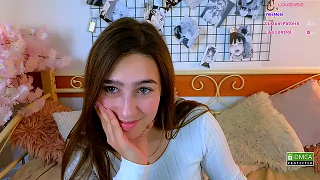  Eliizabeth  online show from May 27, 2026, 9:45 pm