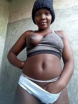 Snapshot of sweet_zara01 chatting on May 9, 2026, 5:01 am sweet zara01 online show from May 9, 2026, 5:01 am