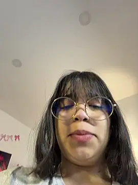 Snapshot of tati_reyess chatting on February 20, 2026, 12:49 pm tati reyess online show from February 20, 2026, 12:49 pm