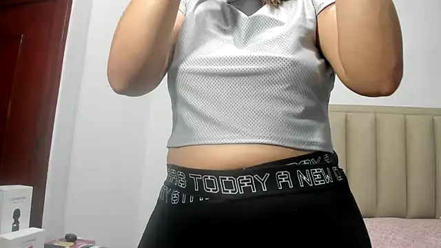 Snapshot of Chloemiller89 chatting on February 9, 2026, 10:36 pm Chloemiller89 online show from February 9, 2026, 10:36 pm