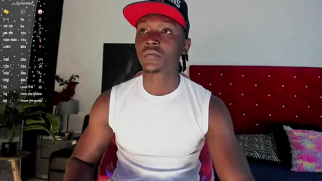 DannSmmith online show from November 25, 2025, 1:00 pm