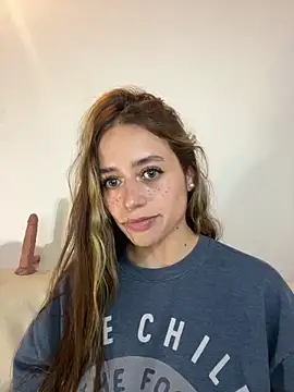 Snapshot of Natalia_Suarez chatting on February 13, 2026, 2:18 am Natalia Suarez online show from February 13, 2026, 2:18 am