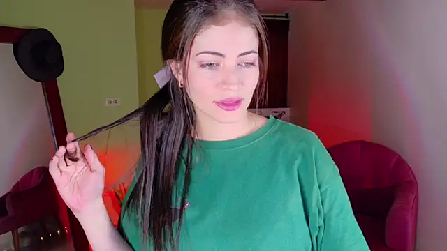 Snapshot of Emma__Blanco chatting on December 17, 2025, 8:04 pm Emma Blanco online show from December 17, 2025, 8:04 pm