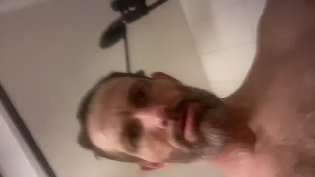 Snapshot of leanjamesdean chatting on December 18, 2025, 7:36 am leanjamesdean online show from December 18, 2025, 7:36 am