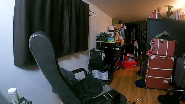 Snapshot of leanjamesdean chatting on February 5, 2026, 2:16 am leanjamesdean online show from February 5, 2026, 2:16 am