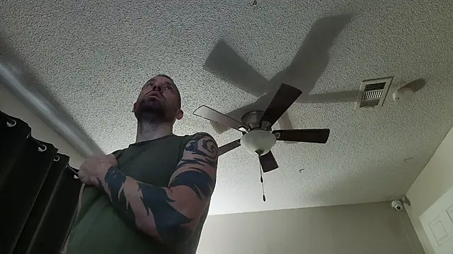 BDDuncanAbaddon online show from September 10, 2025, 7:03 pm