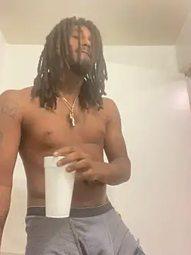 Snapshot of BD2LONG chatting on January 9, 2025, 11:13 pm BD2LONG online show from January 9, 2025, 11:13 pm