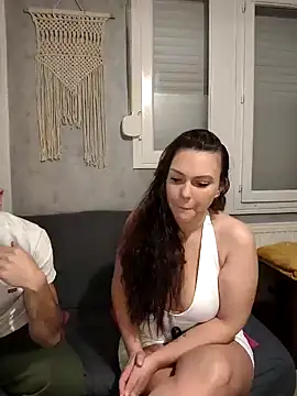 Snapshot of LEAsquirt91 chatting on January 17, 2025, 6:23 pm LEAsquirt91 online show from January 17, 2025, 6:23 pm