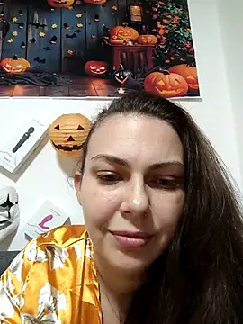 Snapshot of LEAsquirt91 chatting on November 12, 2025, 12:44 am LEAsquirt91 online show from November 12, 2025, 12:44 am